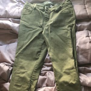 green jeggings